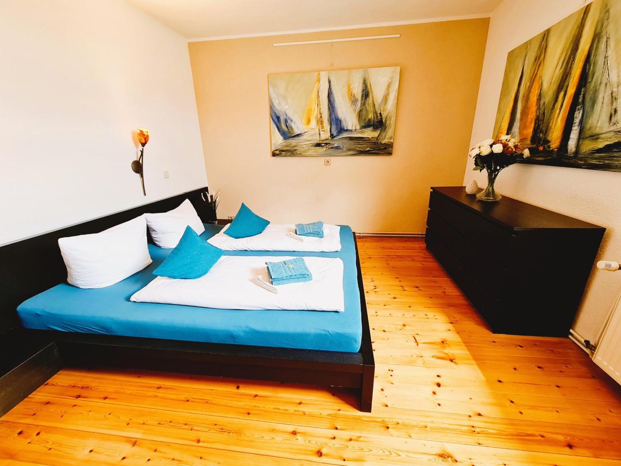 Apartment Artmare